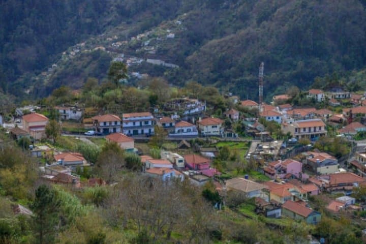 Funchal Private Madeira Island Tour and Monte Toboggan Ride photo 4