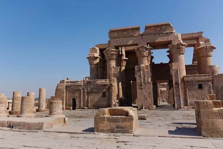 Aswan-to-Luxor 3-Night Nile Cruise: Temples, Valley of the Kings & Private Felucca photo 4