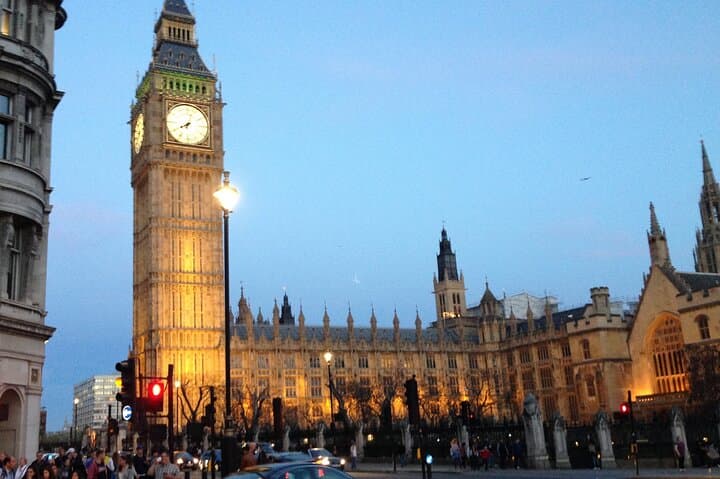 Explore London's Highlights: Self-Guided Scavenger Hunt & Walking Tour photo 2