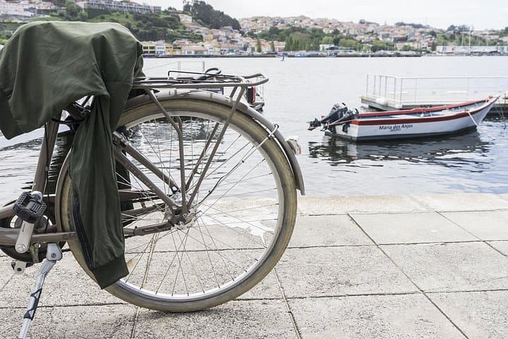 Explore Porto by Day: City Bike Rental, Best Routes & Local Tips photo 4