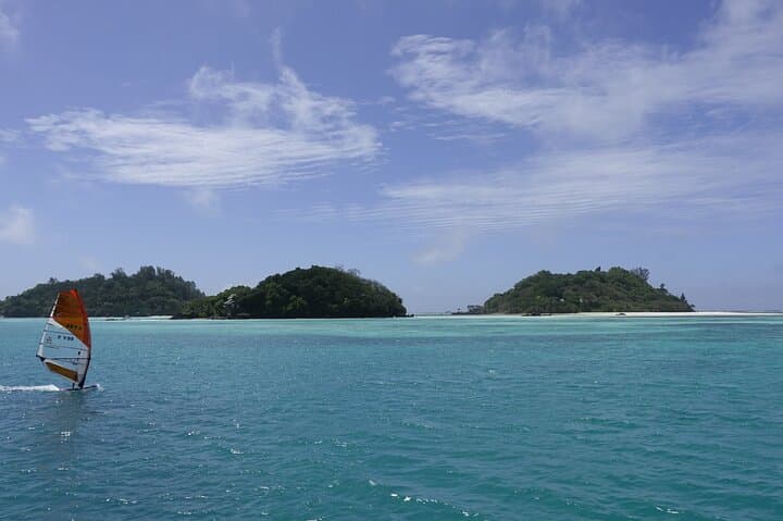 Full-Day Reef Safari at Sainte Anne Marine National Park: Snorkel, Semi-Submersible & Moyenne Island photo 5