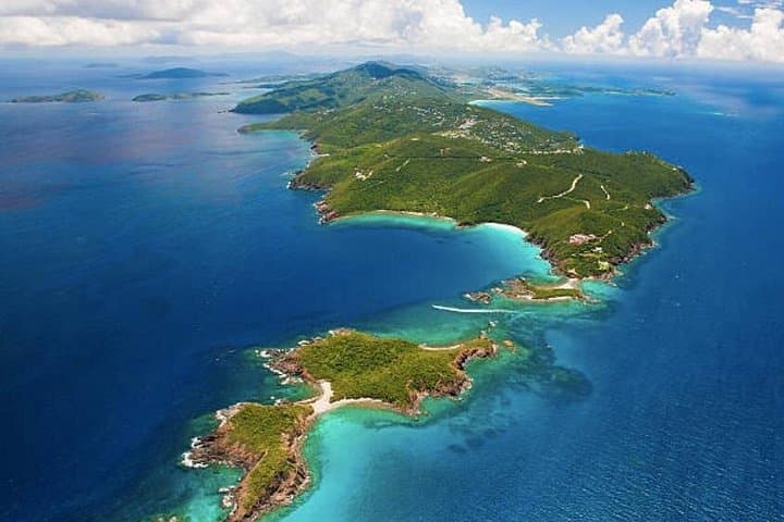 Small-Group St. Thomas Highlights Tour — Drake's Seat, Mountain Top & Charlotte Amalie photo 4