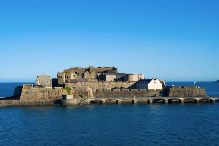 Guernsey Coastal Small-Group Tour: St. Peter Port to Pleinmont Headland in 3 Hours photo 4
