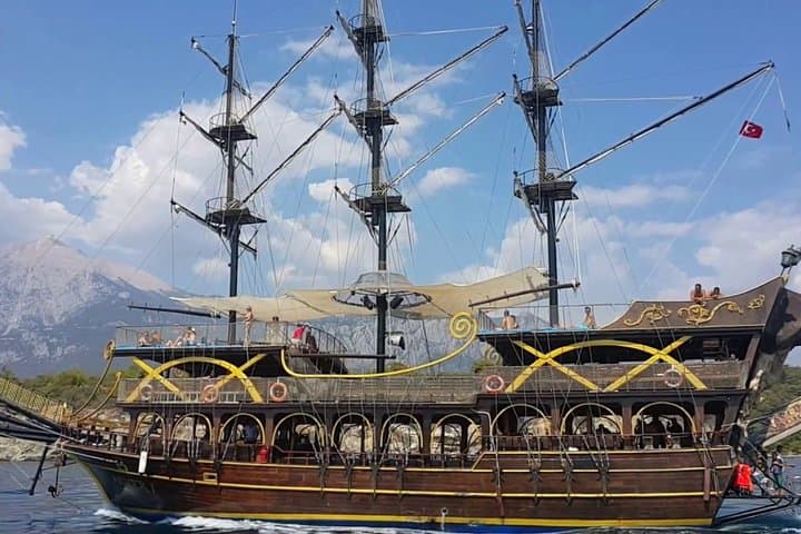 Antalya Boat Tours: Kemer, Kundu & Old Town Daily Cruise photo 1