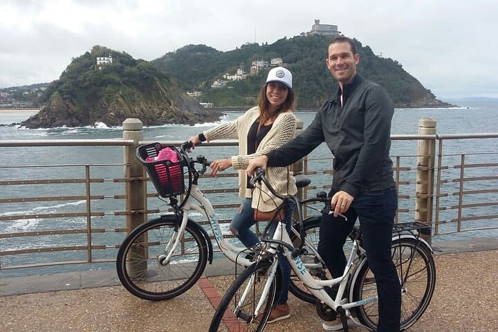 Coastal Cycling Through San Sebastián: Private Guided Bike Tour photo 2