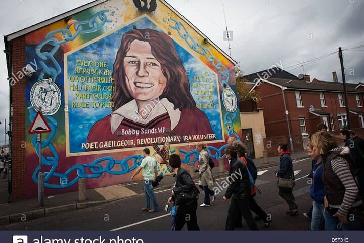 Belfast in a Day: Private Driver-Guided History and City Highlights photo 4