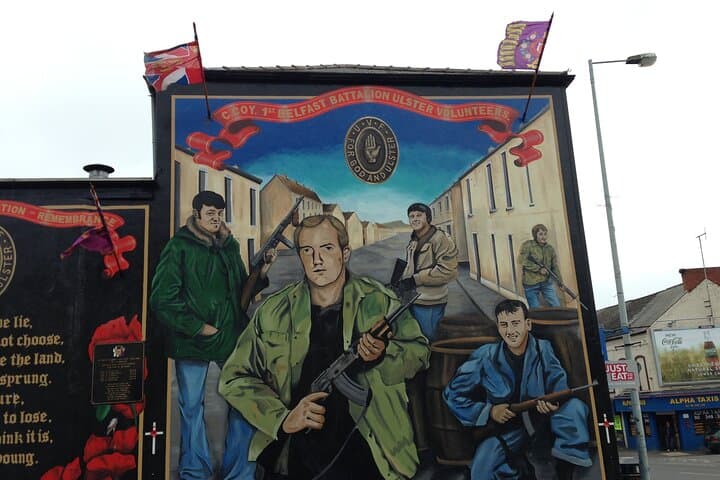 Belfast in a Day: Private Driver-Guided History and City Highlights photo 5