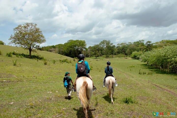 Jungle Farm Trail Ride and Xunantunich Maya Ruins Tour from San Ignacio photo 5
