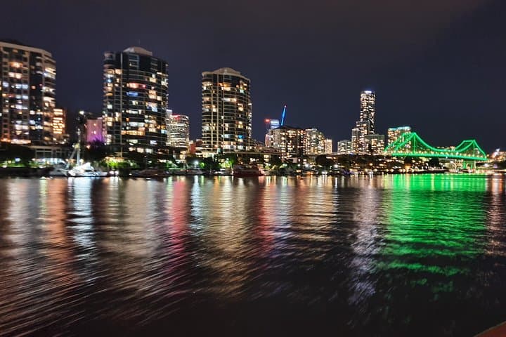 Brisbane Sunset City Lights Cruise — Twilight River Sightseeing photo 3