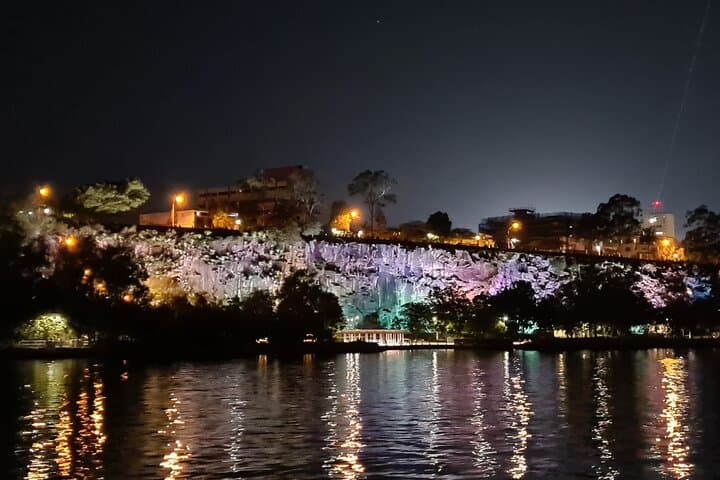Brisbane Sunset City Lights Cruise — Twilight River Sightseeing photo 5