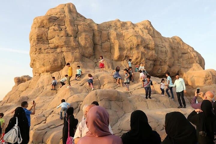 Explore Quranic Park Dubai: Glass House, Botanical Displays & Family-Friendly Tour