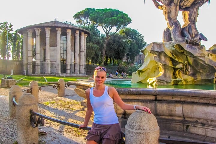 Rome Private Walking Tour: Highlights, Gelato & Trastevere Stroll photo 6