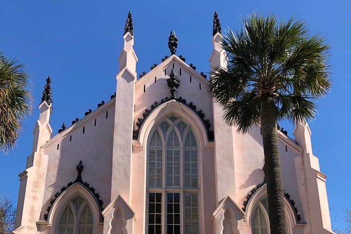 Sip and Stroll: Charleston History and Hops Walking Tour photo 4