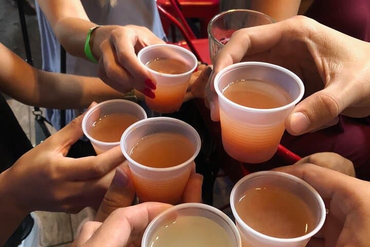 Sip and Stroll: Charleston History and Hops Walking Tour photo 5