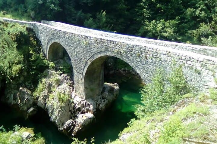 Mrtvica Canyon Hike from Kolašin — Day Trip to Danilo Bridge photo 3