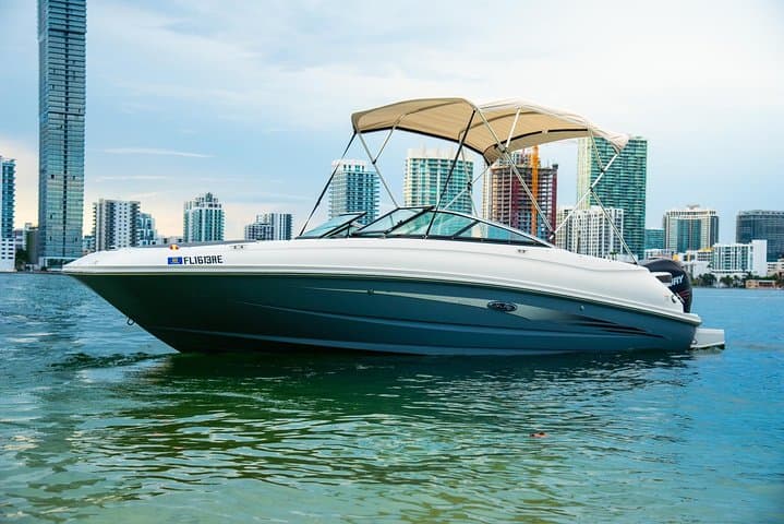 Fort Lauderdale Private 4-Hour Boat Rental and Sandbar Escape