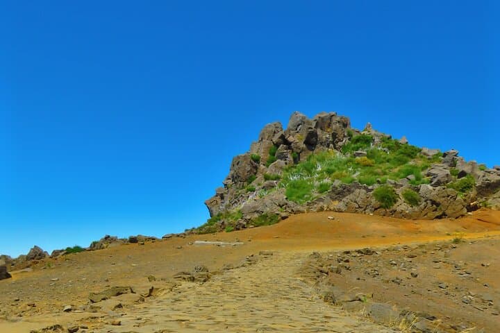 Exploring Madeira’s Curral das Freiras and Peaks: A 4WD Adventure to Stunning Viewpoints photo 6