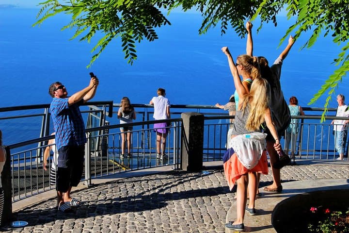 Cabo Girão Sea Cliff 4WD Tour: Skywalk, Mountain Viewpoints & Câmara de Lobos photo 4