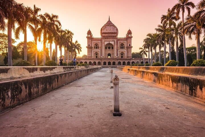 Explore Delhi’s Hidden Forts and Gardens: Full-Day Private Tour with Lunch photo 3