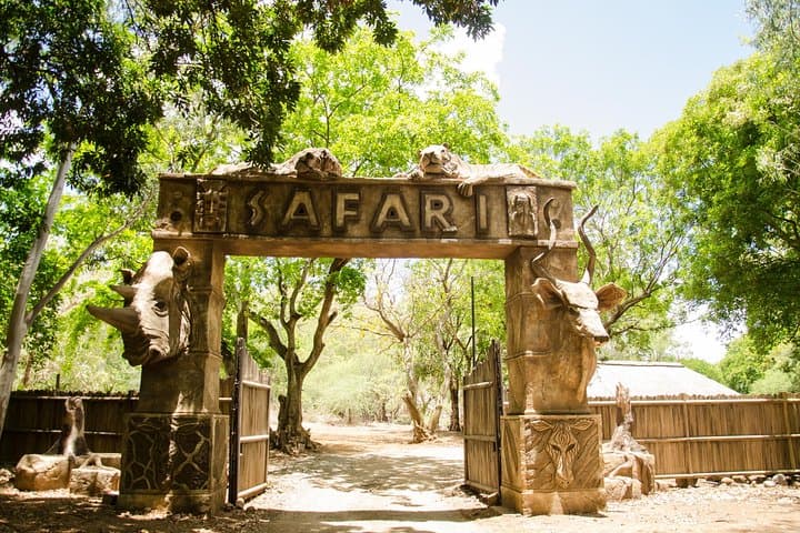 Casela Bird Park and La Vallée des Couleurs — Full-Day Private Taxi from Port Louis photo 2