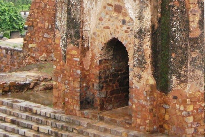Feroz Shah Kotla Fort Guided Day Excursion in Delhi photo 6