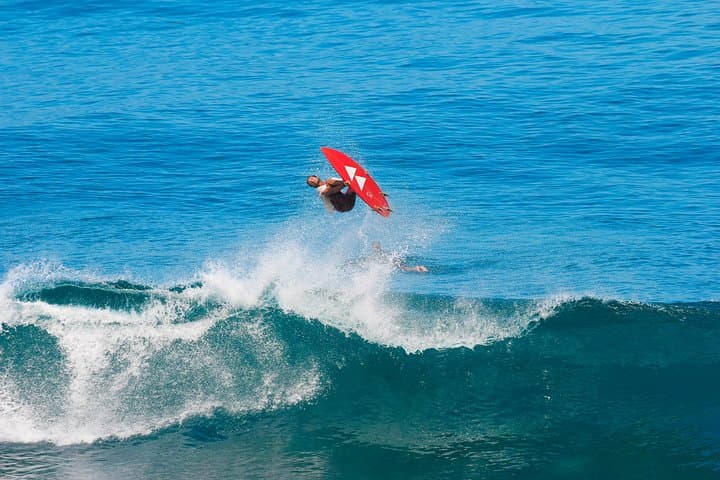 Beginner Surf Lessons in Guadeloupe: 1-Hour Initiation on Grande-Terre photo 5