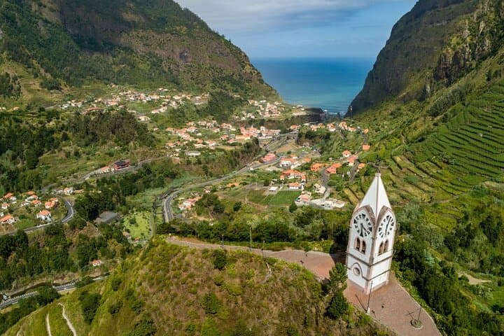 Santana Wonders: Northeast Madeira Full-Day 4WD Adventure