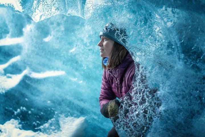 Blue Ice Cave Photo Hike at Jökulsárlón — Glacier Super-Jeep with Pro Photos photo 2