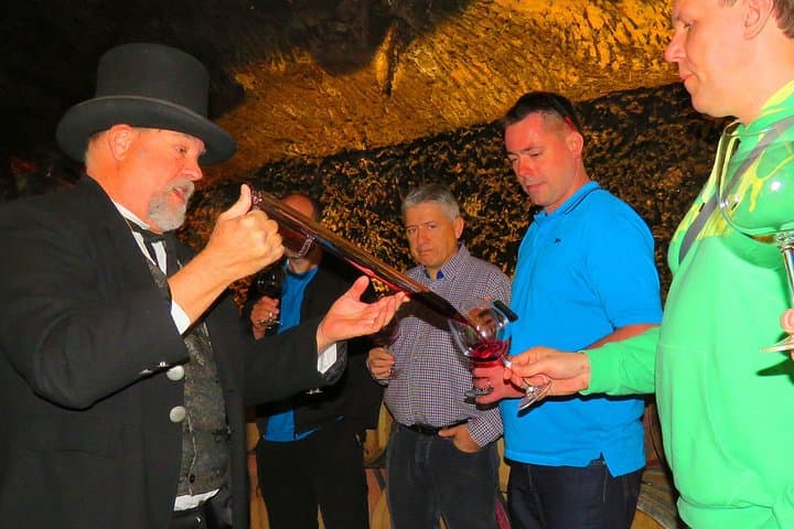 Private Sonoma Valley Wine Country Tour — Tastings, Caves & Scenic Drives photo 1