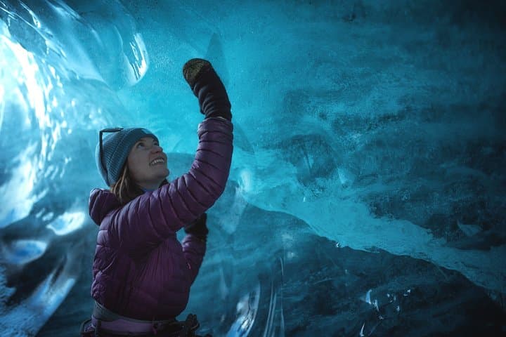 Private Vatnajökull Glacier & Ice Cave Photo Shoot from Glacier Lagoon photo 3