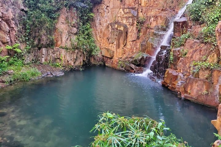 Guavate-to-Coamo Cold Spring and Hot Spring Escape with Guavate Pork Route