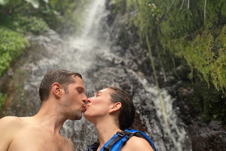 Las Tinajas Full-Day Hike to El Yunque: Natural Pools, Waterslides & Rope Swings photo 4