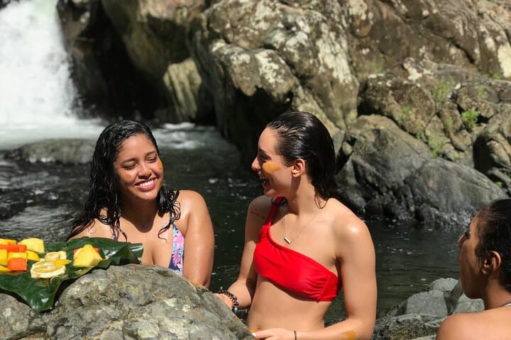 Las Tinajas Full-Day Hike to El Yunque: Natural Pools, Waterslides & Rope Swings