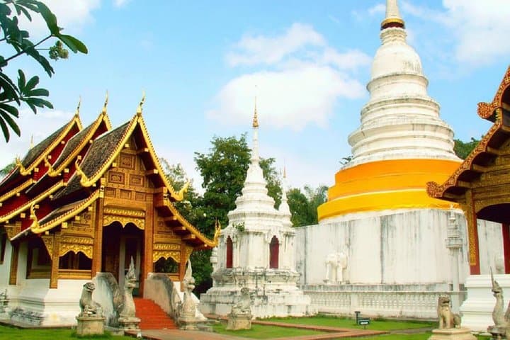 Custom Private Day Tour in Chiang Mai - Private Minivan & English Guide photo 3