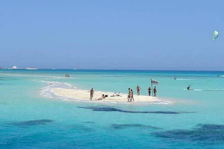 Giftun Island Snorkeling from Hurghada: Day Trip with Lunch and Dolphin Viewing photo 2