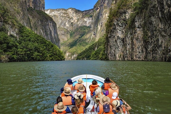 3-Day Chiapas Tour: Sumidero Canyon, San Cristóbal & Montebello Lakes photo 3