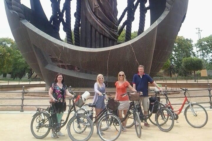 Seville Electric Bike Rental — 6-Hour E-Bike City Ride photo 5