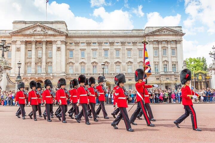 Full-Day London Private Walking Tour with Westminster Abbey Skip-the-Line Tickets photo 2