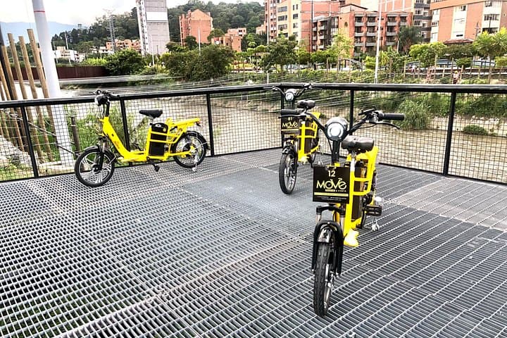 Medellín By Electric Bike: Private Tailor-Made City Tour photo 3