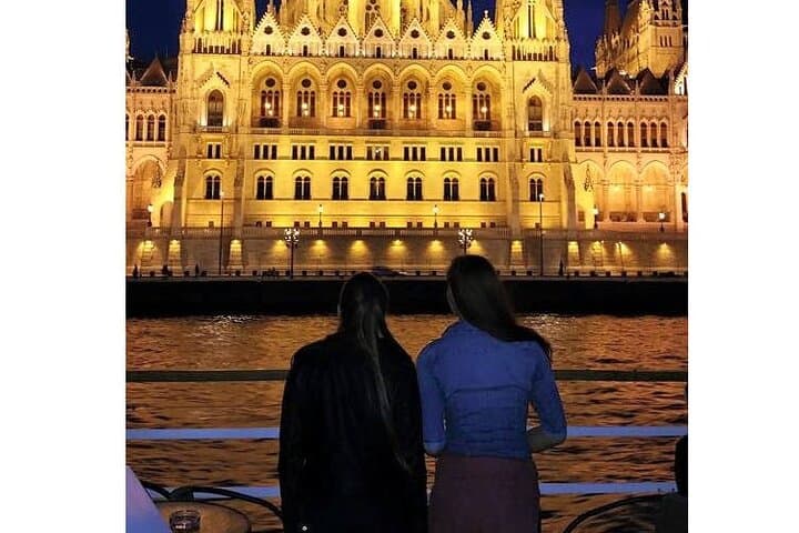 Budapest Evening Sightseeing Cruise: Danube Lights & Iconic Sights photo 5