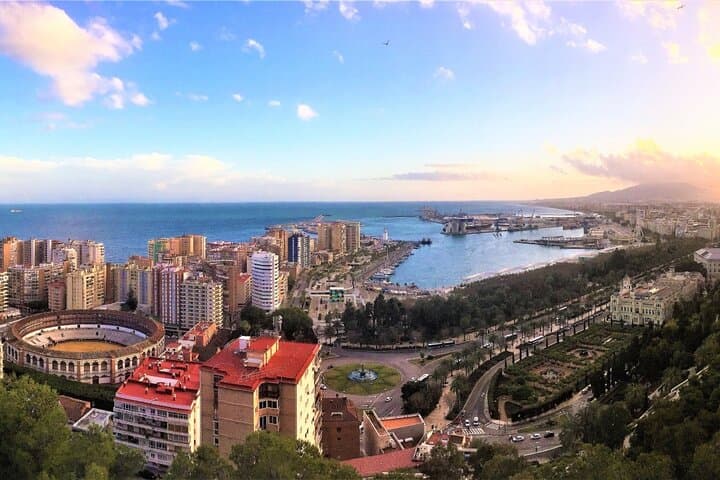 Malaga E-Bike 3-Hour Sightseeing Tour — Port, Alcazaba & Gibralfaro Views photo 6