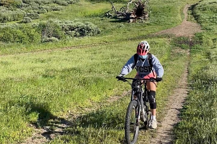 Electric Mountain Biking in Las Llamas Canyon: Beginner E-Bike Tour in the Santa Susana Mountains photo 3