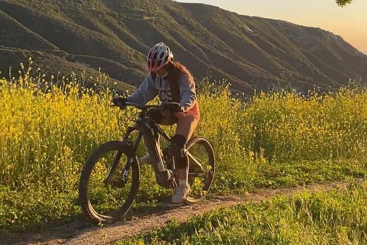 Electric Mountain Biking in Las Llamas Canyon: Beginner E-Bike Tour in the Santa Susana Mountains photo 4