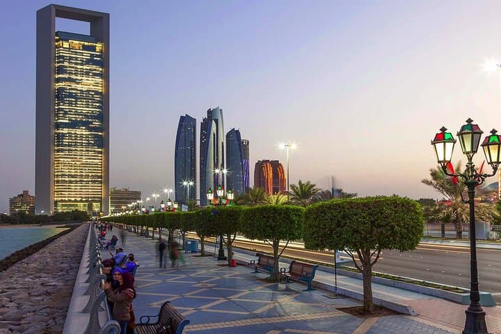 Abu Dhabi City Tour: Sheikh Zayed Mosque, Corniche, Dates Market & Saadiyat photo 3