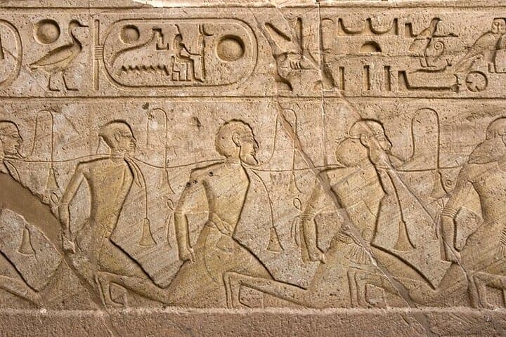 Abu Simbel by Air: Private Round-Trip Flight and Temple Tour from Aswan photo 3