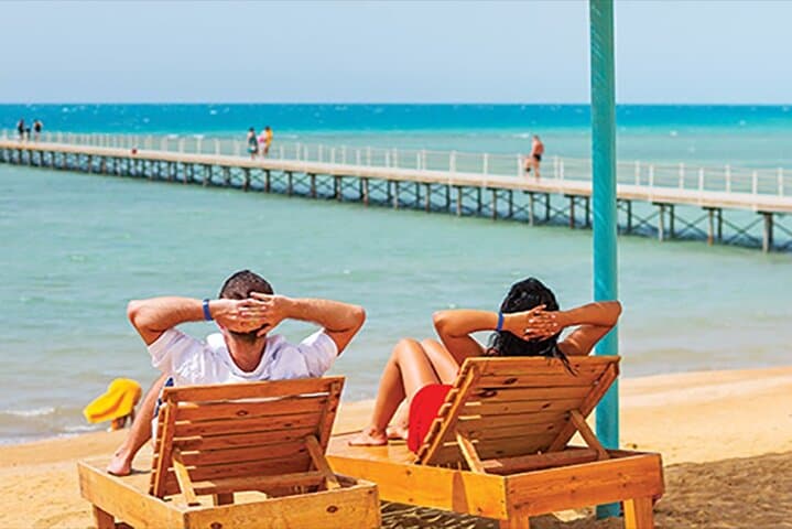 Overnight El Ain Sokhna Red Sea Escape from Cairo — Private 1-Night Beach Getaway photo 3