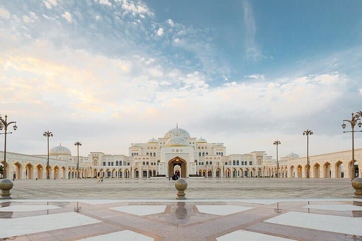 Private Abu Dhabi City Tour with Qasr Al Watan and Sheikh Zayed Mosque photo 1