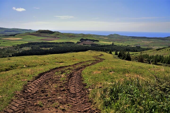 Passagem das Bestas Hike — Guilherme Moniz Crater Walk on Terceira Island, Azores photo 3