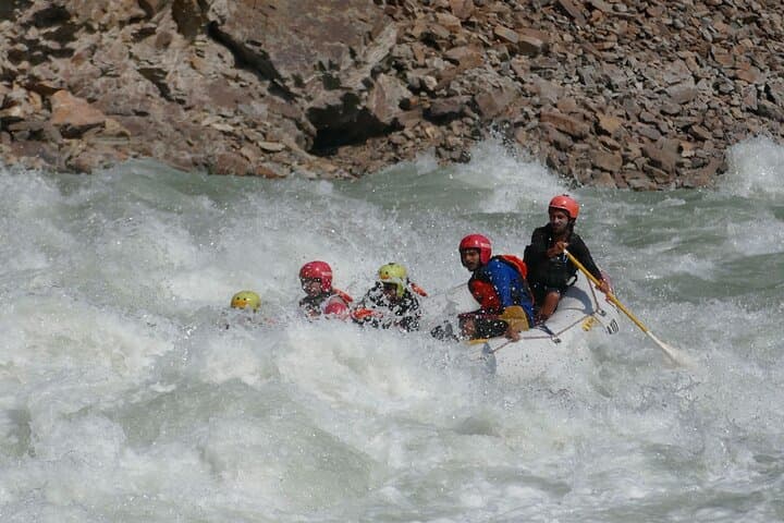 Rishikesh 16km Whitewater Rafting: Shivpuri to Laxman Jhula — 7 Rapids, 2–3 Hour Adventure photo 5