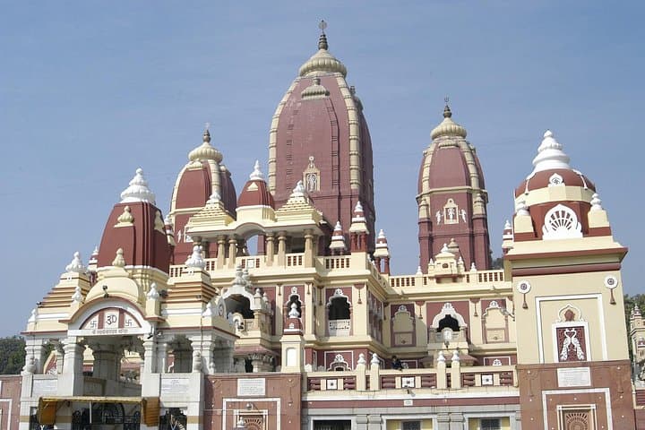 Bhogal Bazaar Walking Tour: Punjabi Food, Temples & Rickshaw Rides in Delhi photo 4
